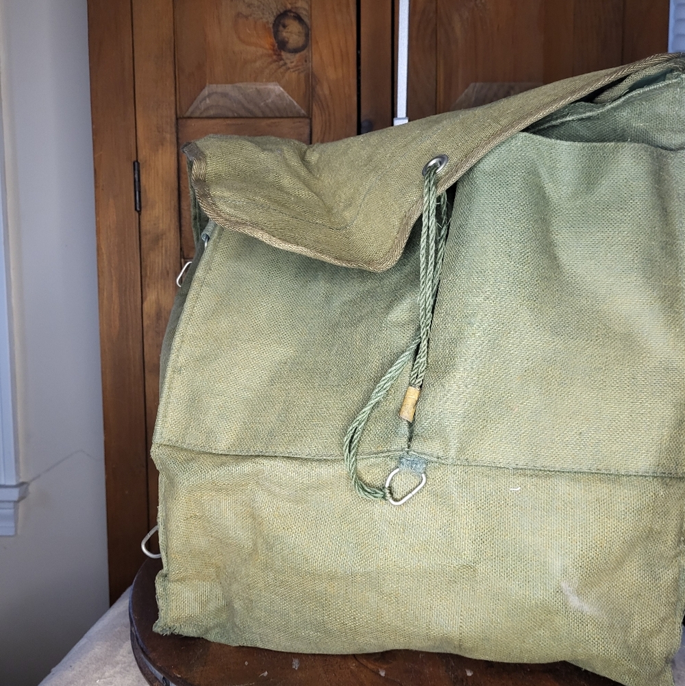 Vintage Rucksack - Picture 2 of 13